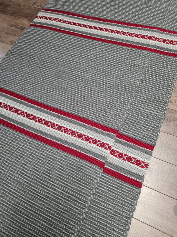 IHANAT PUNARAIDAT 2 x 3.25m